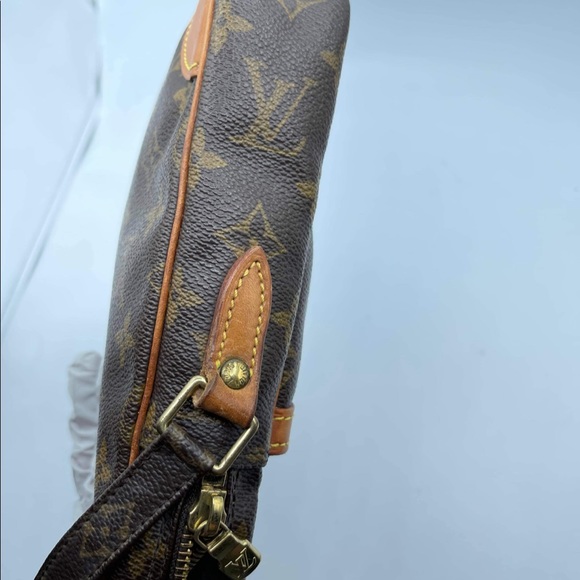 Vintage Louis Vuitton Danube - Picture 11 of 14